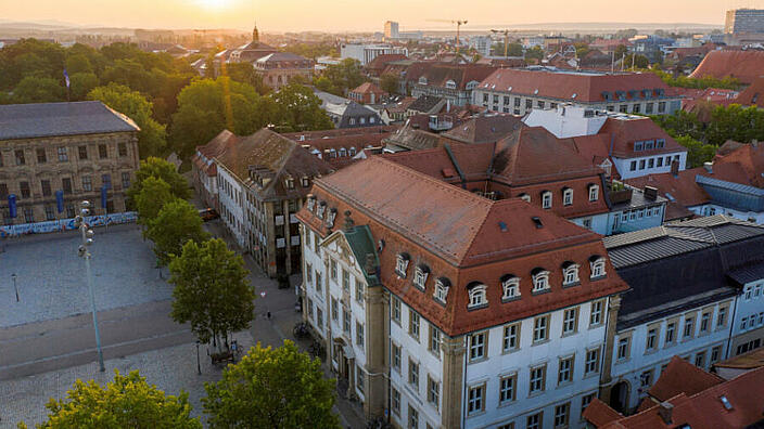 Drohnenaufnahme der Stadtbibliothek Erlangen